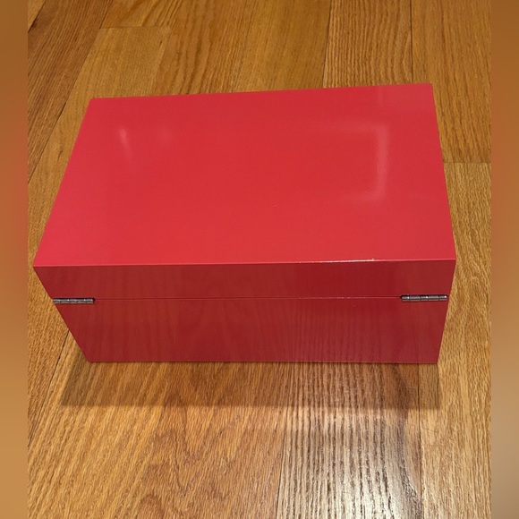 NWOT! West Elm Pink Lacquer Jewelry Box With Lock/Key - Picture 4 of 5